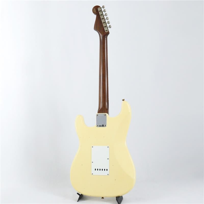 USED_1963_Stratocaster_Journeyman_Relic_Rosewood_Neck_2023_(Aged_Vintage_White)_[SN_R132954]_03