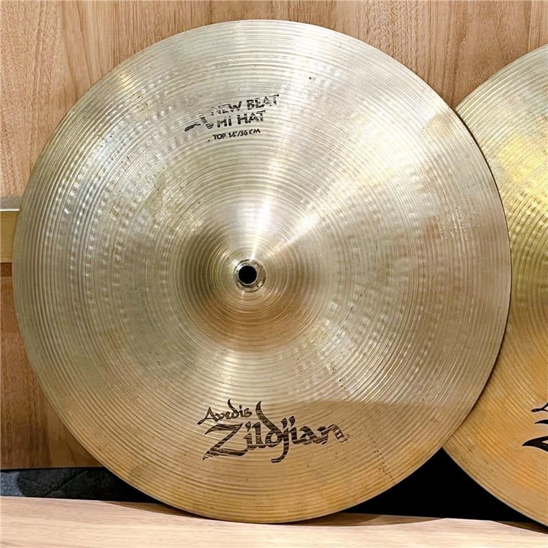 USED_A_Zildjian_New_Beat_HiHat_14_pair_[NAZL14NB_HHT_14NB_HHBM][1140g_1415g]_02