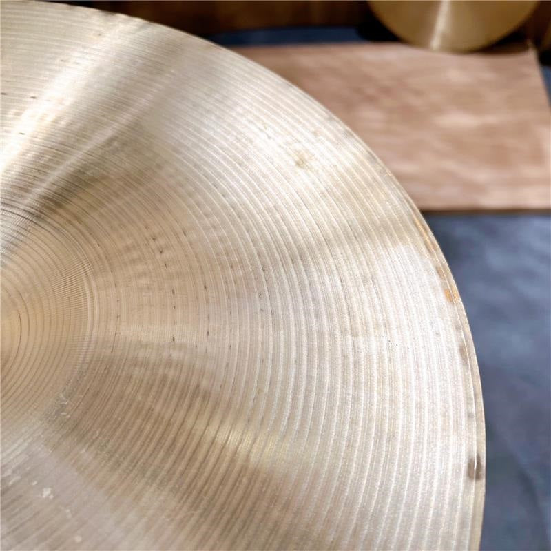 USED_A_Zildjian_New_Beat_HiHat_14_pair_[NAZL14NB_HHT_14NB_HHBM][1140g_1415g]_05