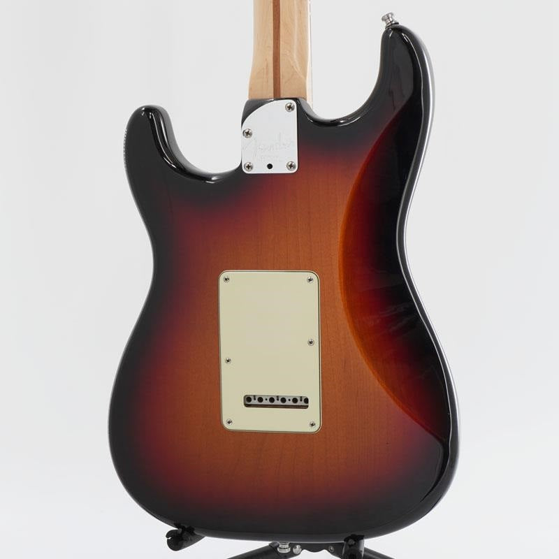 USED_American_Deluxe_Stratocaster_SCN_(3-Tone_Sunburst_R)_[SN__DZ9344123]_03