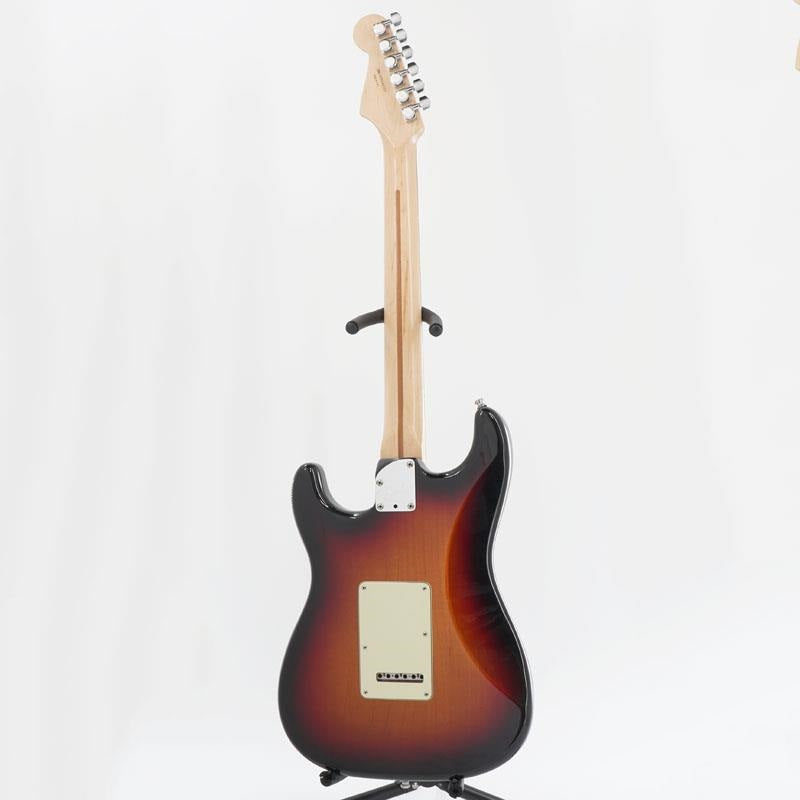 USED_American_Deluxe_Stratocaster_SCN_(3-Tone_Sunburst_R)_[SN__DZ9344123]_04
