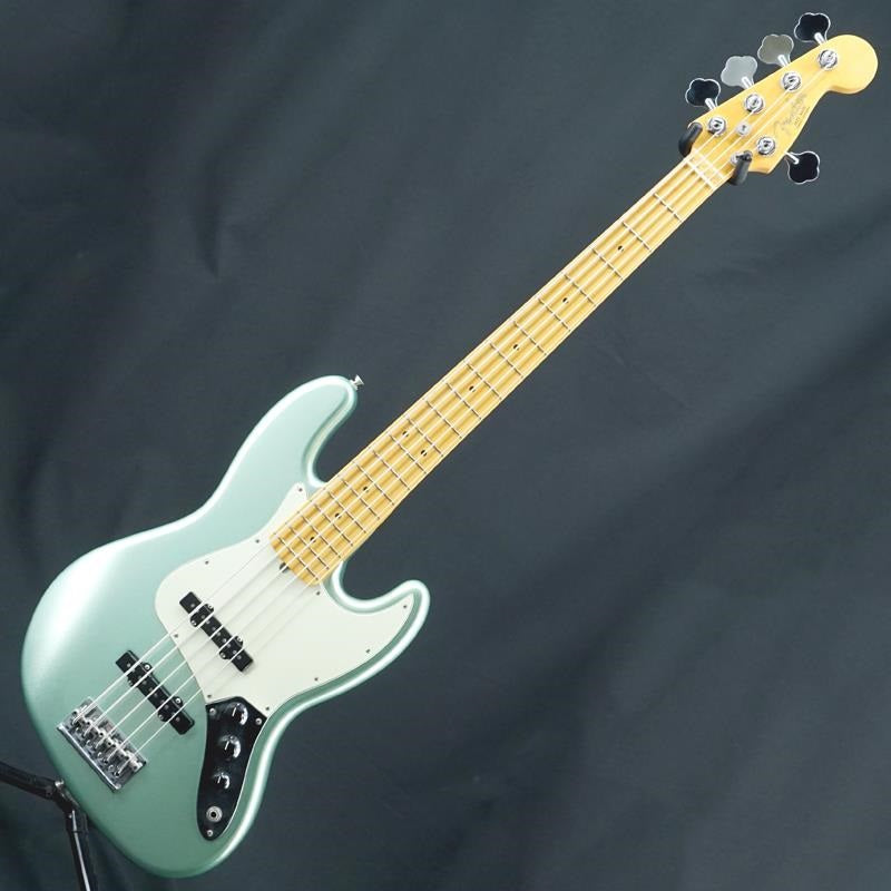 USED_American_Professional_II_Jazz_Bass_V_(Mystic_Surf_Green_Maple)_03