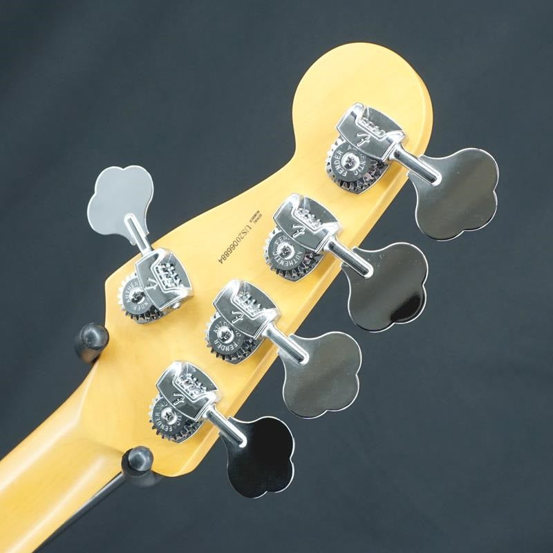 USED_American_Professional_II_Jazz_Bass_V_(Mystic_Surf_Green_Maple)_08