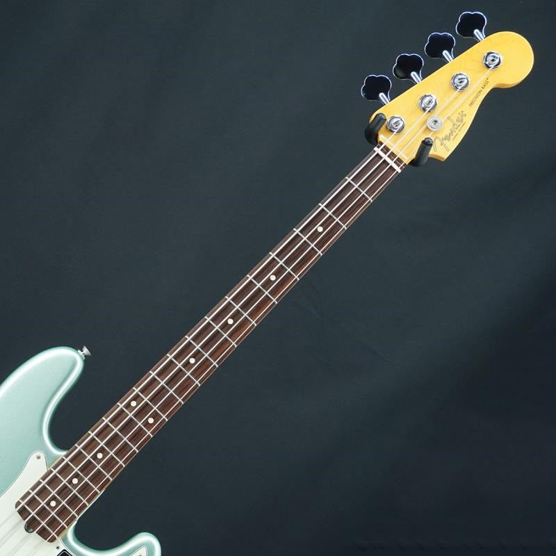 USED_American_Professional_II_Precision_Bass_(Mystic_Surf_Green_Rosewood)_05