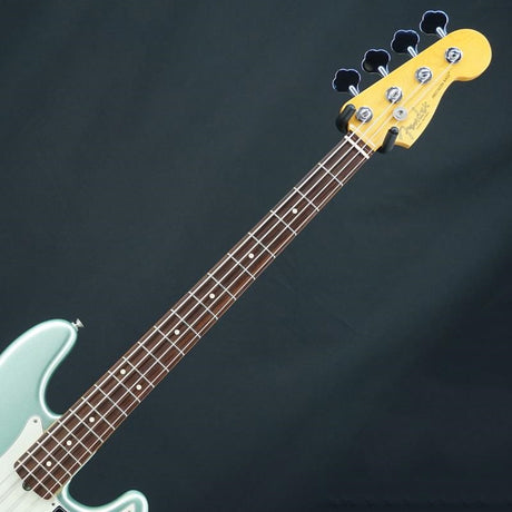 USED_American_Professional_II_Precision_Bass_(Mystic_Surf_Green_Rosewood)_05