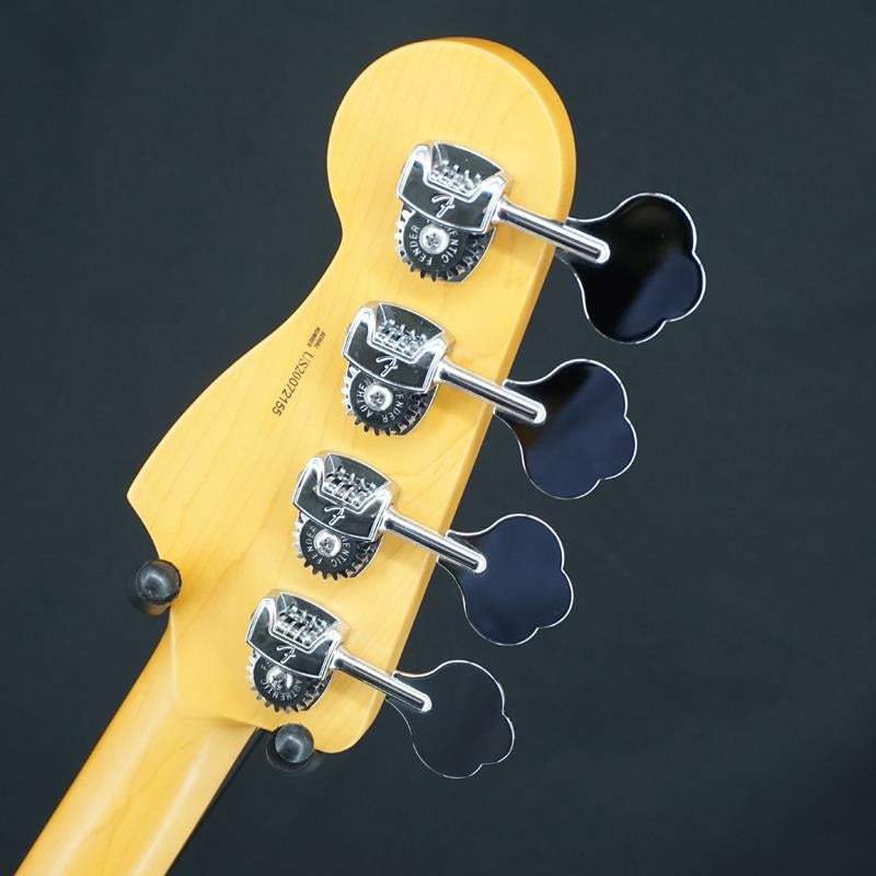 USED_American_Professional_II_Precision_Bass_(Mystic_Surf_Green_Rosewood)_08