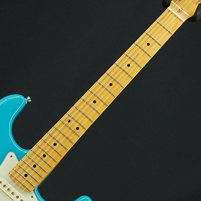 USED_American_Professional_II_Stratocaster_(Miami_Blue_Maple)_[SN_US2024050228]_05