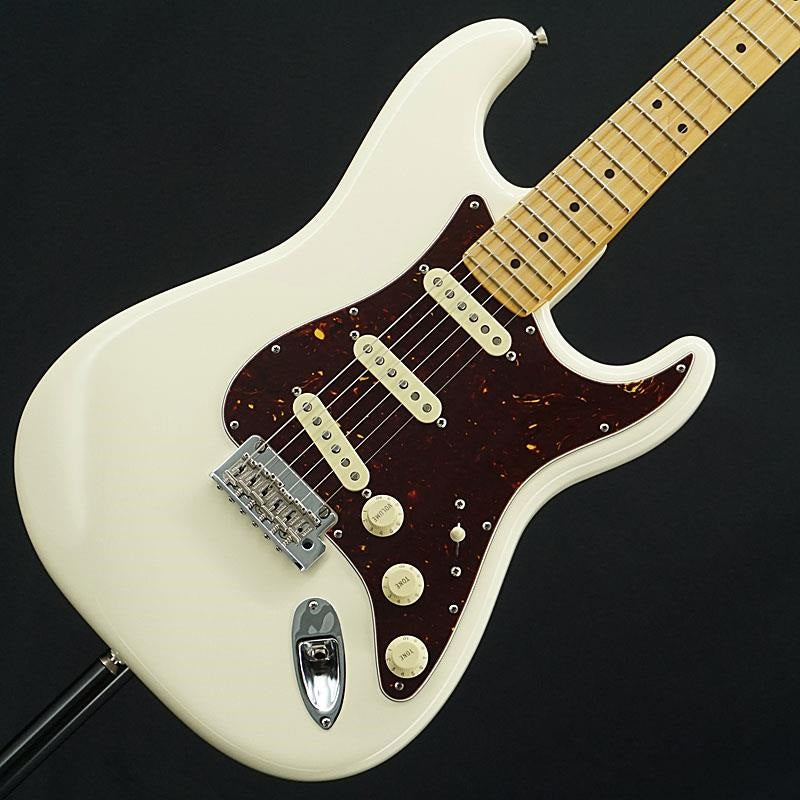 USED_American_Professional_II_Stratocaster_(Olympic_White_Maple)_[SN_US23036534]_01