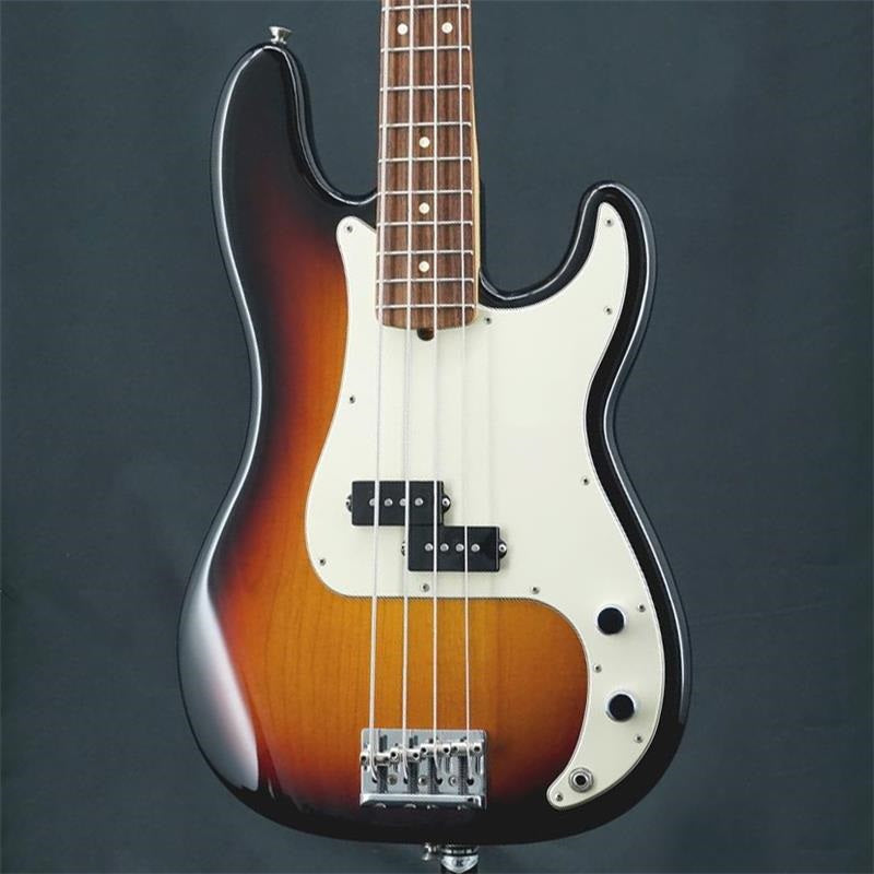 USED_American_Professional_Precision_Bass_(3-Color_Sunburst_Rosewood)_01