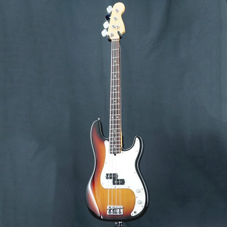 USED_American_Standard_Precision_Bass_(3CS)_'98_03