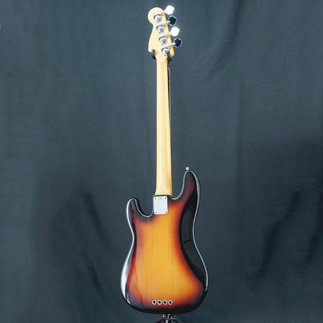 USED_American_Standard_Precision_Bass_(3CS)_'98_04