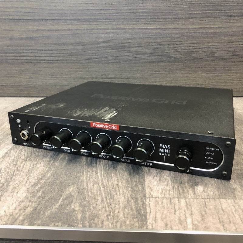 USED_BIAS_Mini_Bass_w_BIAS_Footswitch_01