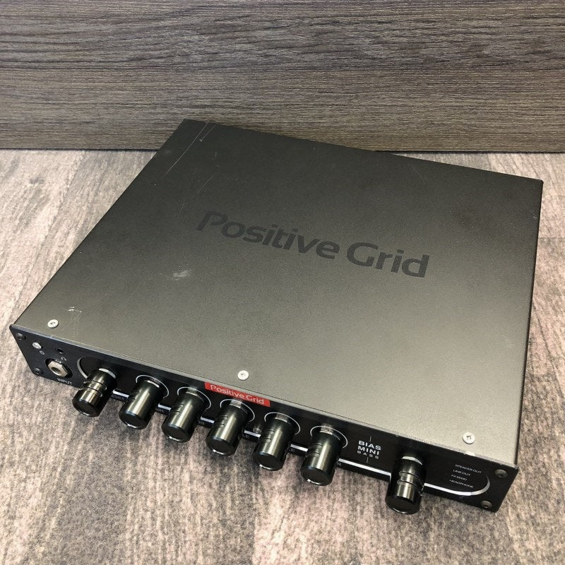USED_BIAS_Mini_Bass_w_BIAS_Footswitch_02