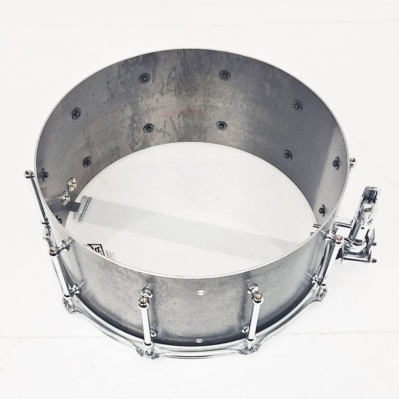 USED_Black_Iron_Snare_Drum_14x6_5_08