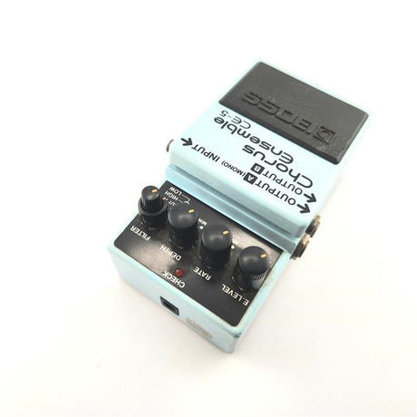 USED_CE-5_Chorus_Ensemble_02