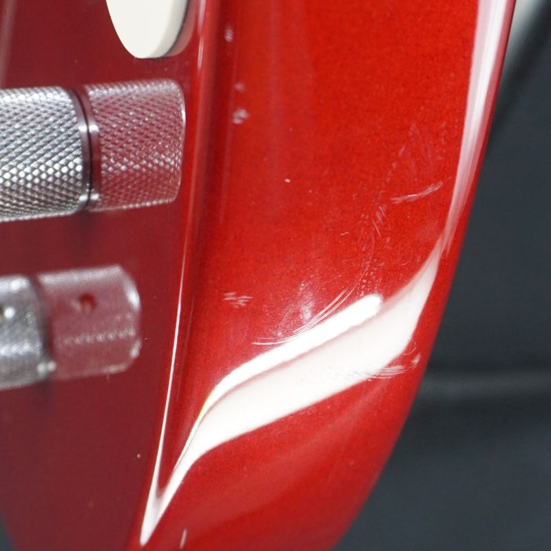 USED_Cabronita_Precision_Bass_(Candy_Apple_Red)_10