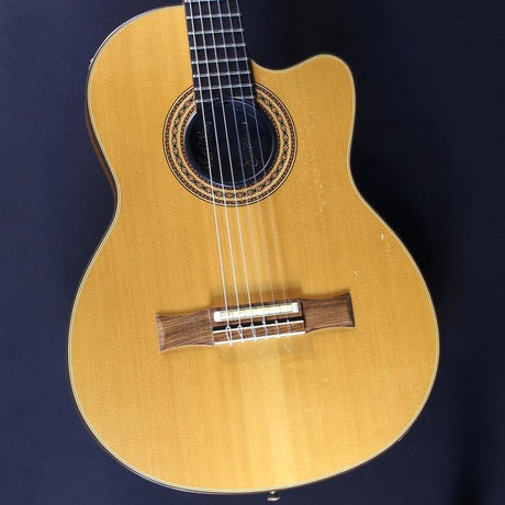 USED_Chet_Atkins_CE_(Natural)_01