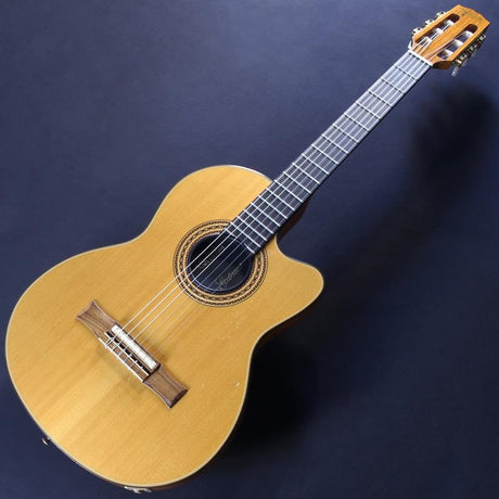USED_Chet_Atkins_CE_(Natural)_02