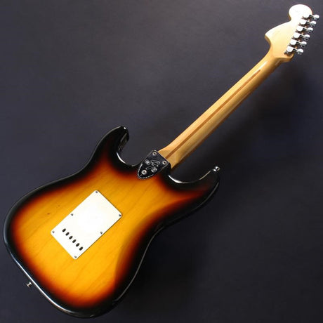 USED_Classic_70s_Stratocaster_Mod__(3_Color_Sunburst_Maple)_06