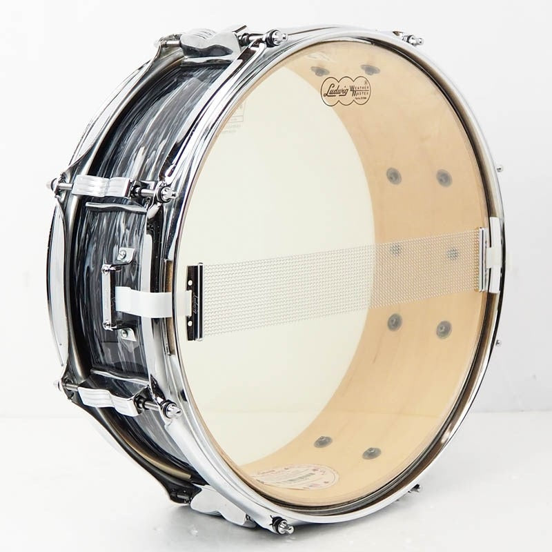 USED_Classic_Maple_Snare_Drum_14x5_-_Vintage_Black_Oyster_05