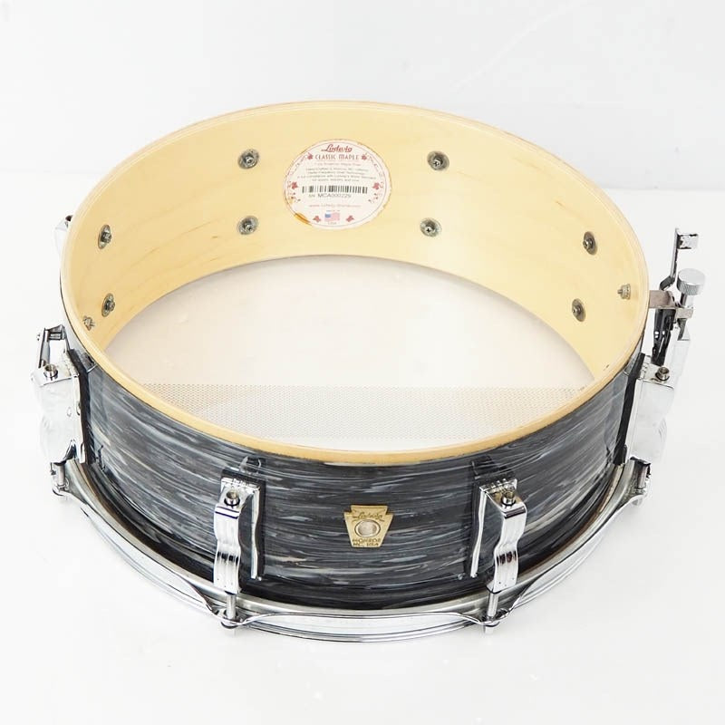 USED_Classic_Maple_Snare_Drum_14x5_-_Vintage_Black_Oyster_09