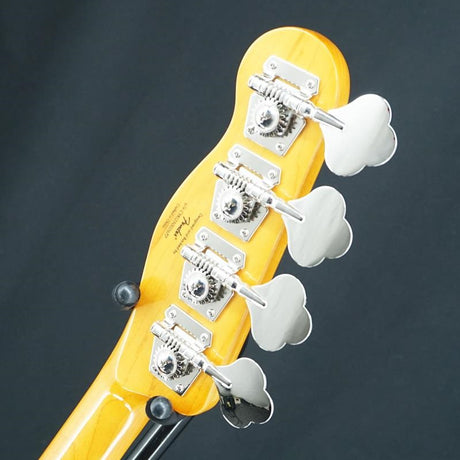 USED_Classic_Vibe_Telecaster_Bass_Maple_Fingerboard_(Mocha)_08