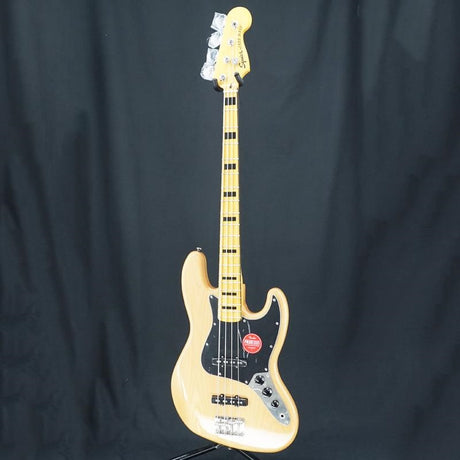 USED_Classic_Vibe_'70s_Jazz_Bass_Maple_Fingerboard_(Natural)_03