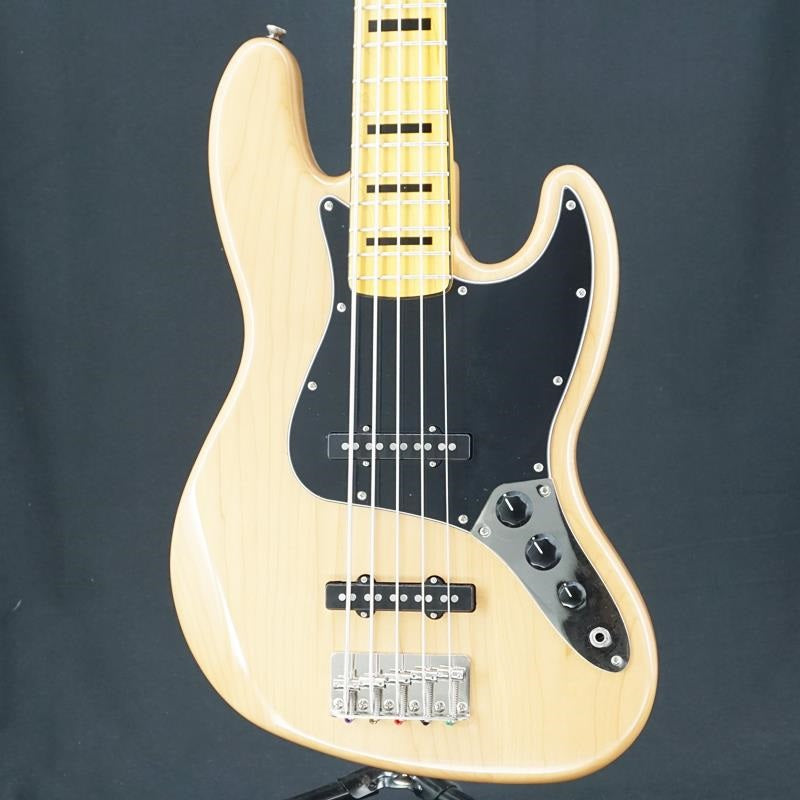 USED_Classic_Vibe_'70s_Jazz_Bass_V_Maple_Fingerboard_(Natural)_01