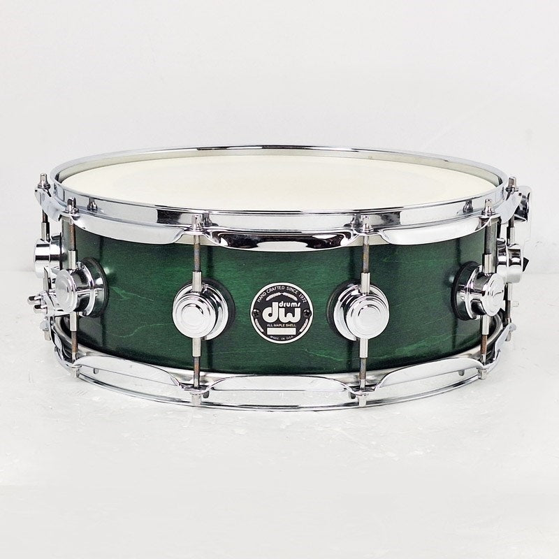 USED_Collector's_Maple_14x5_Snare_Drum_-Emerald_Satin_Oil-_01