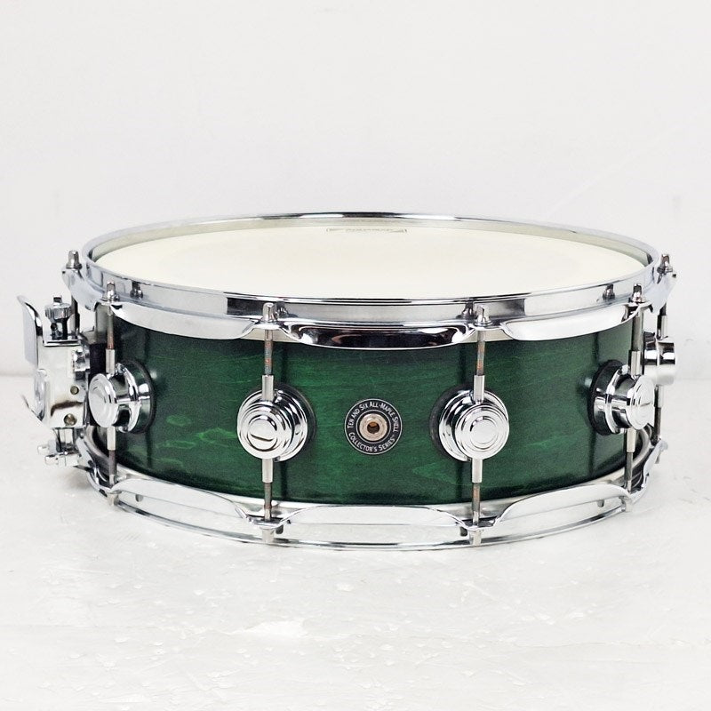 USED_Collector's_Maple_14x5_Snare_Drum_-Emerald_Satin_Oil-_02