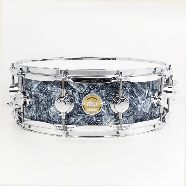 USED_Collector's_Maple_Snare_Drum_14x5_01