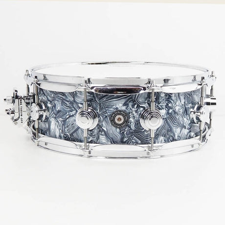 USED_Collector's_Maple_Snare_Drum_14x5_02
