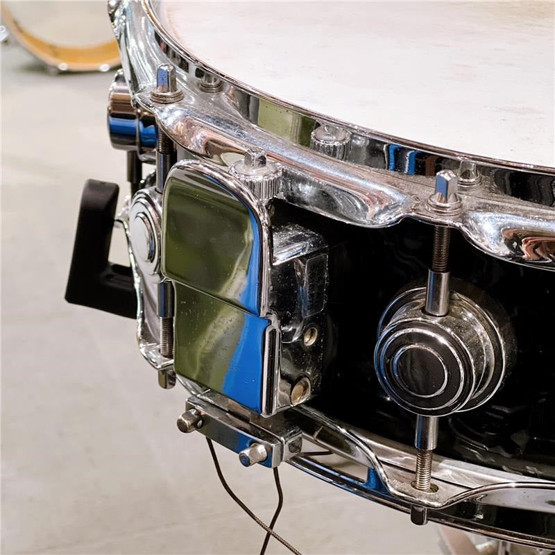 USED_Collector's_Maple_Snare_Drum_[14x4_5]_03