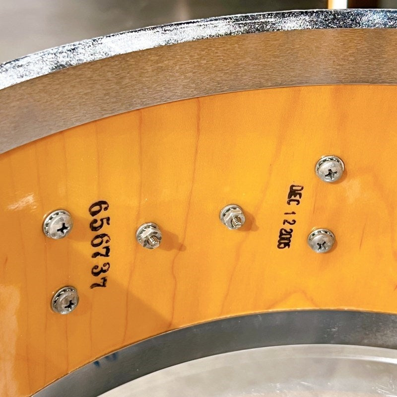 USED_Collectors_Speciality_EDGE_14×6_Snare_Drum_[Exotic_Waterfall_Bubinga]_06