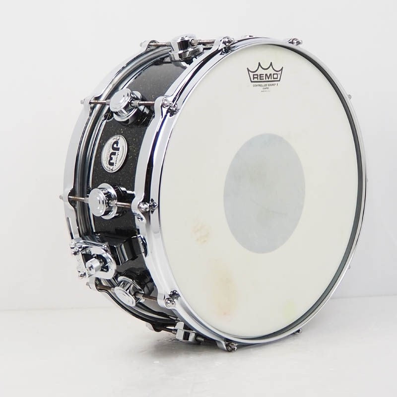 USED_Collectors_Speciality_EDGE_14×6_Snare_[Finish_Ply_Black_Ice]_04