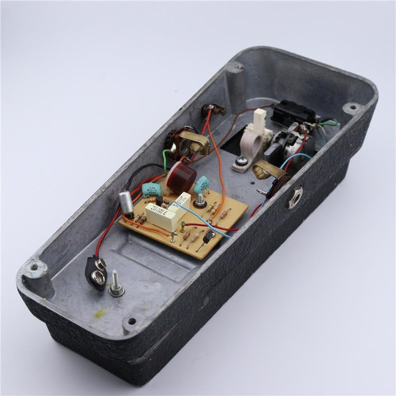 USED_Cry_Baby_Super_09