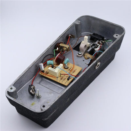 USED_Cry_Baby_Super_09