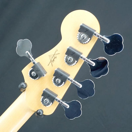 USED_Custom_Classic_Jazz_Bass_V_08