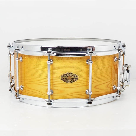 USED_Custom_Solid_Oak_Snare_14x6_5_01