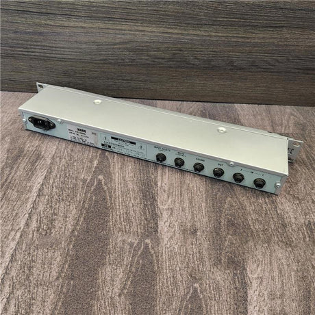 USED_DTR-2000_DIGITAL_TUNER_02