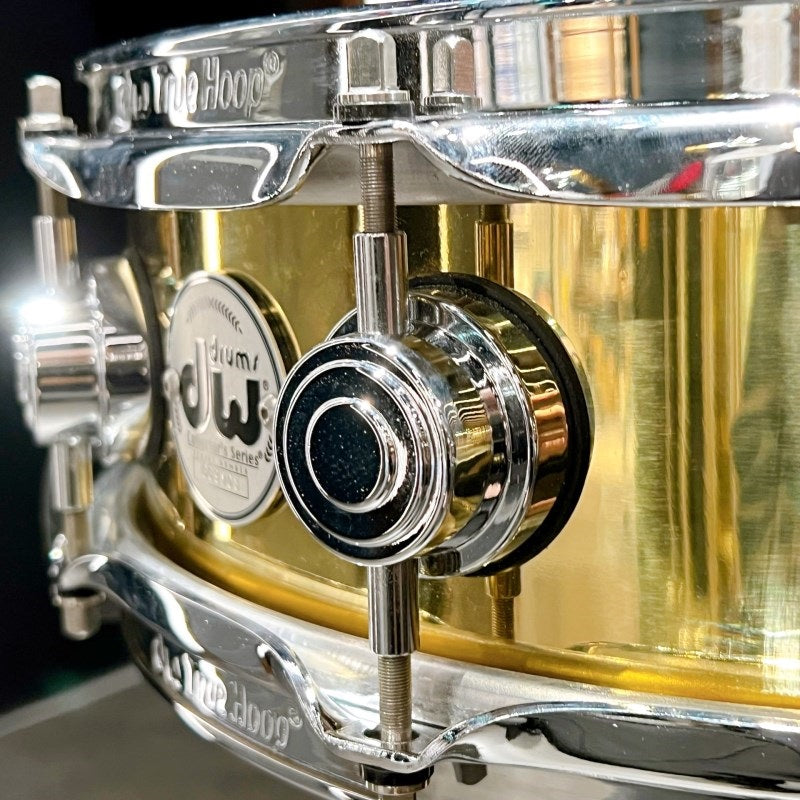 USED_DW-BR7_1404SD_BRASS_C_S_[Collector's_Metal_Snare___Bell_Brass_14×4]_04