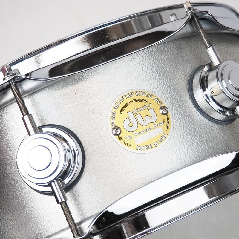 USED_DW-CA7_1305SD_ALUMI_C_[Collector's_Aluminum_3mm_Snare_Drum_13×5]_03