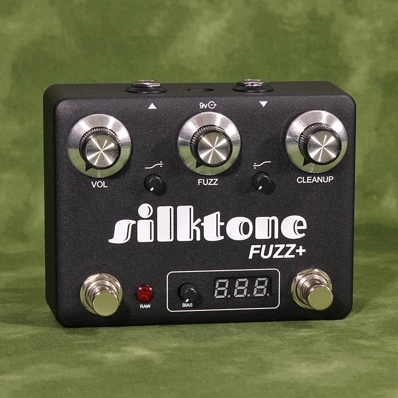 USED_Fuzz_+_Black_01