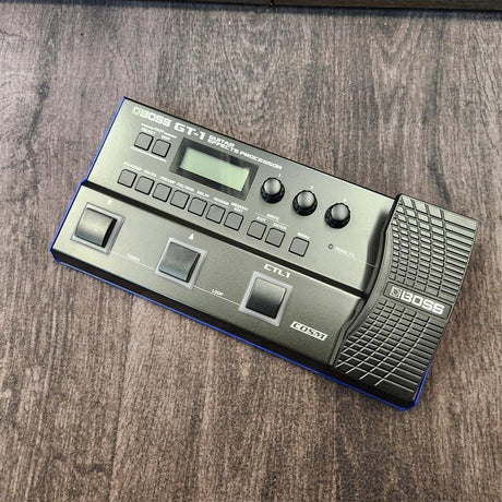 USED_GT-1_Guitar_Effects_Processor_01