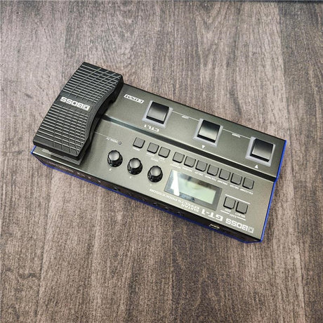 USED_GT-1_Guitar_Effects_Processor_02