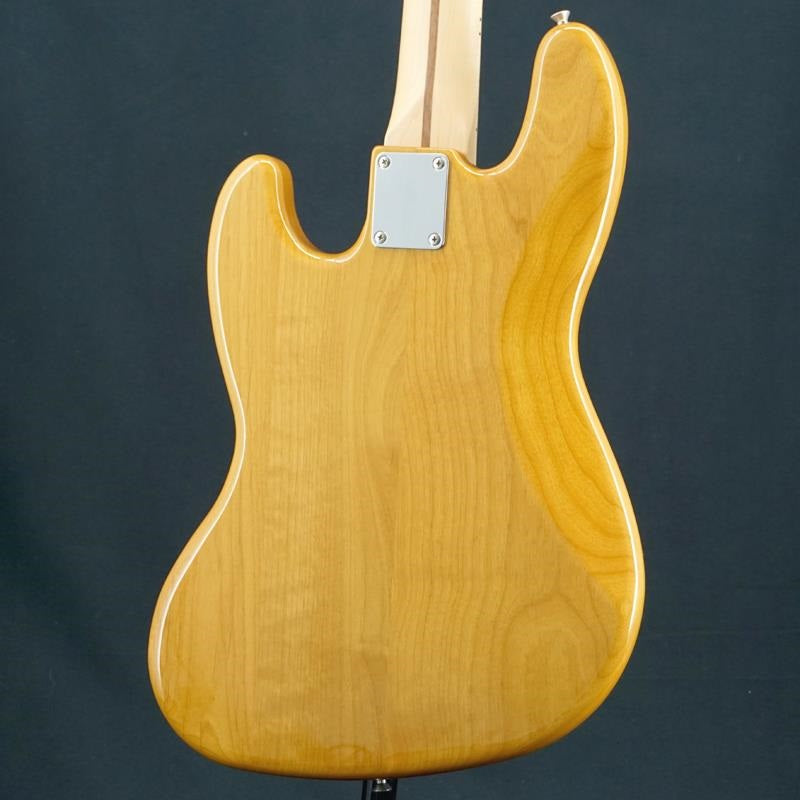 USED_Hybrid_II_Jazz_Bass_(Vintage_Natural_Maple)_02