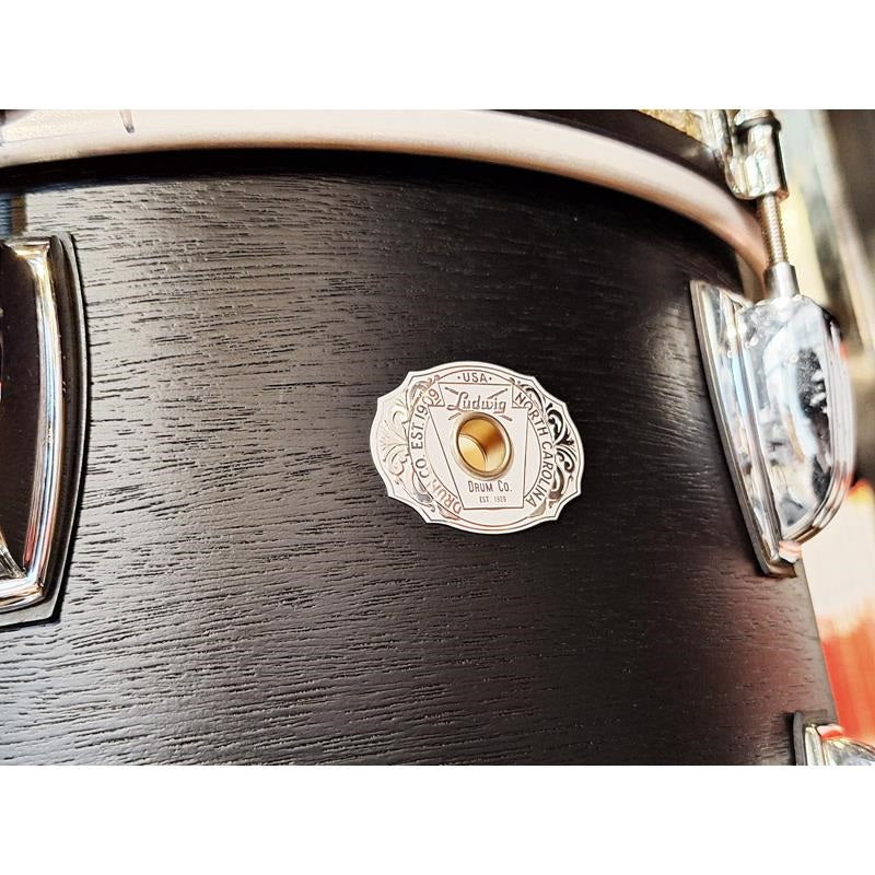 USED_LLC54233LXGN_[Legacy_Mahogany_FAB_Outfit_Black_CAT_22BD，_13TT，_16FT]_[Limited_to_40_units_worldwide]_04