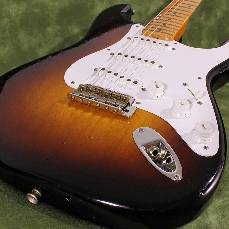 USED_Limited_Edition_70th_Anniversary_1954_Stratocaster_Journeyman_Relic_Wide_Fade_2-Color_Sunburst_SN__4205_04