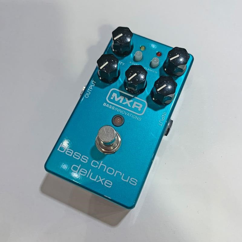 未使用品　MXR M83 Bass Chorus Deluxe USED M83 Bass Chorus Deluxe by MXR – Ikebe Musical Instruments Store