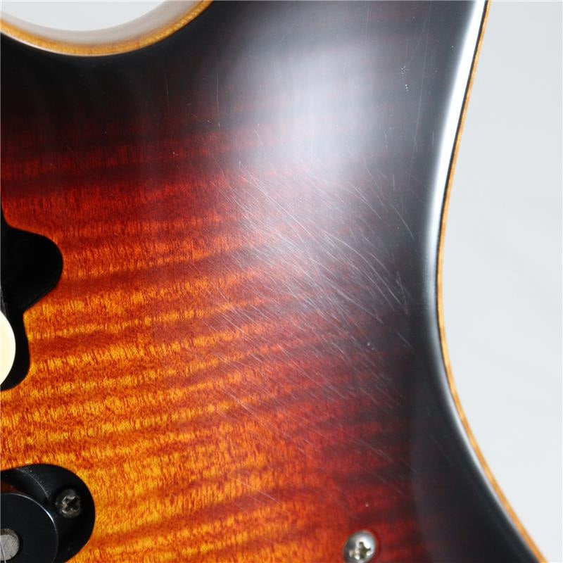 USED_Modern_Carve_Top_Frame_Maple_Top_(Sunburst)_[SN_25227]_08